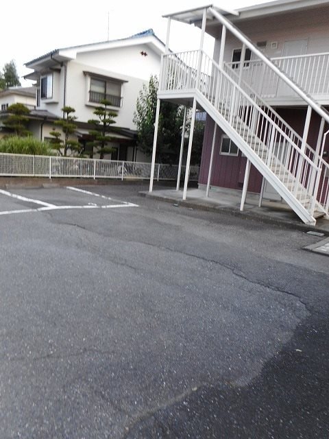  ビレッジハタヤB棟