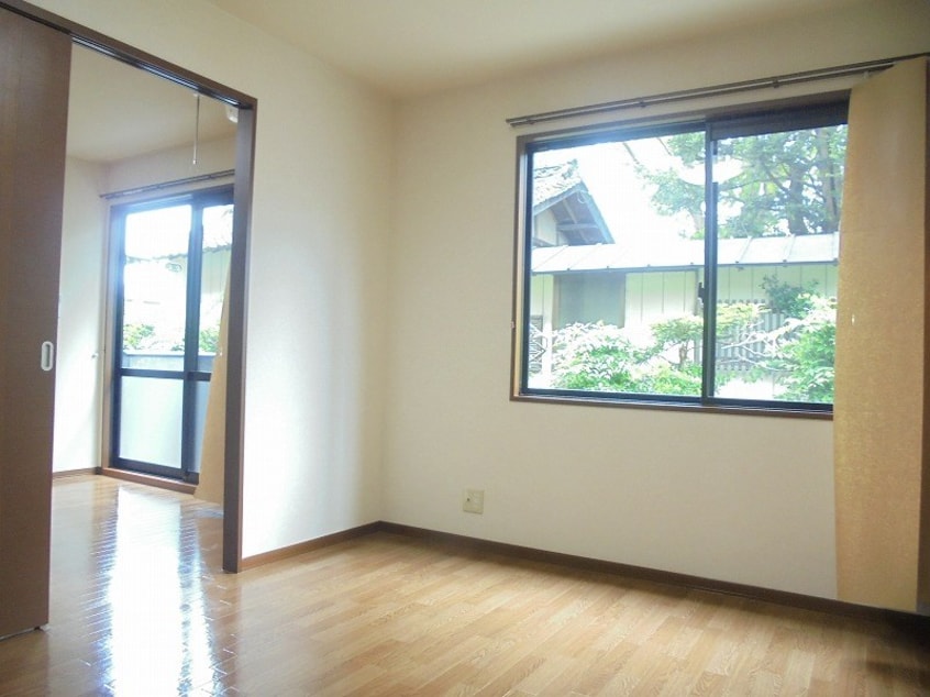  ＢＯＮＮＥ・ＨＯＰＥ・ＭＯＯＮ Ｂ棟