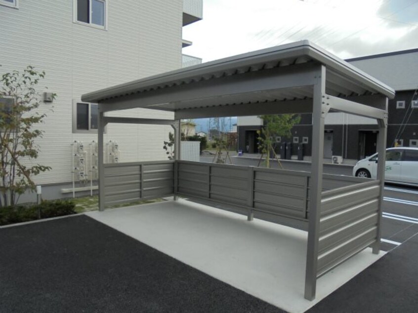  大糸線/島内駅 徒歩10分 3階 築8年