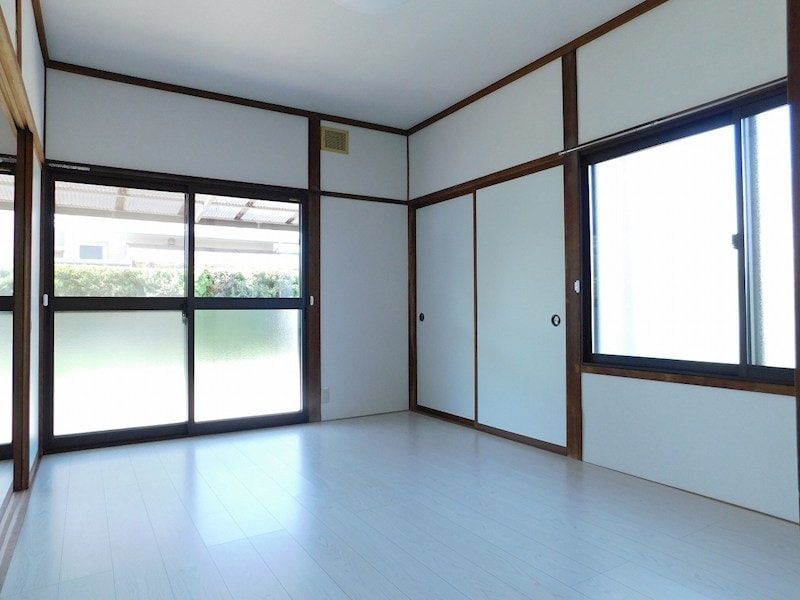 東棟の写真です 大糸線/中萱駅 徒歩5分 1階 築41年