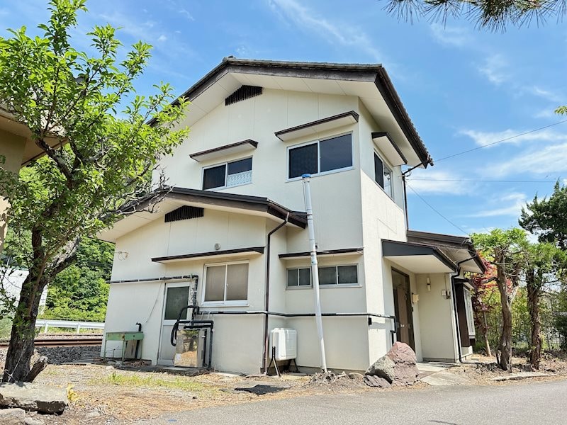  田沢B貸家
