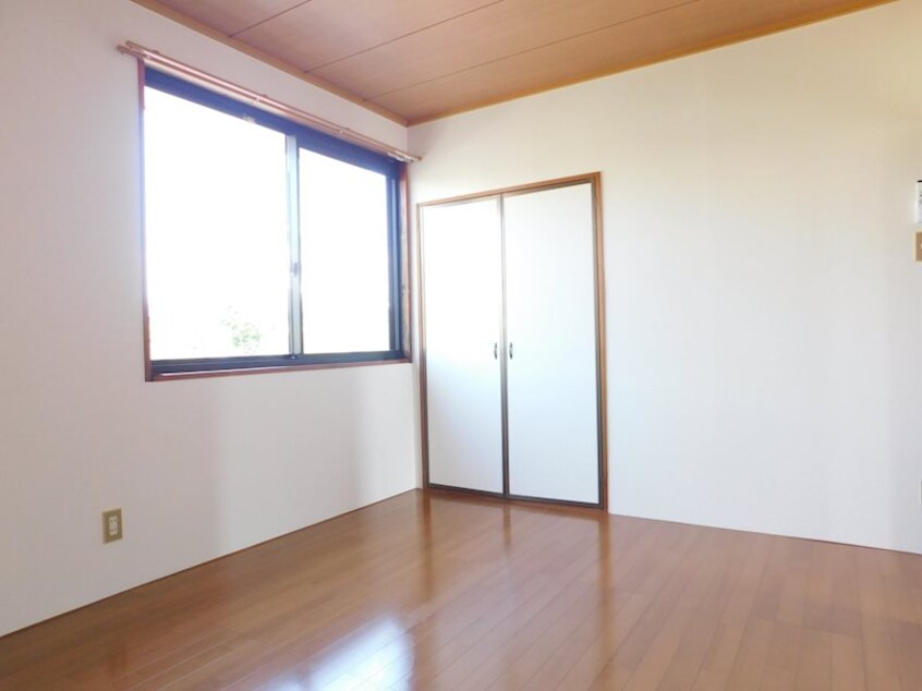  セジュール赤津B