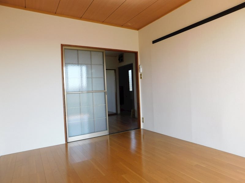  セジュール赤津B