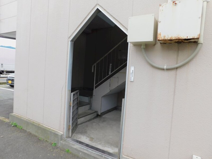  塩尻今井ビル