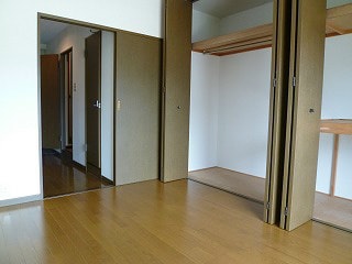  ルミエール塩尻