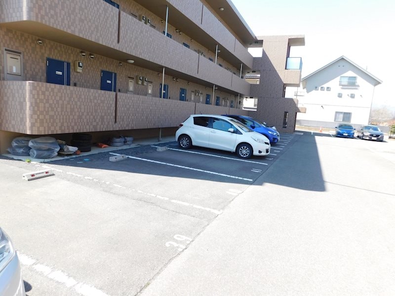  エクシブ広丘駅東Ａ