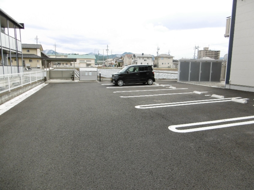  Surplus　Luce　Smile