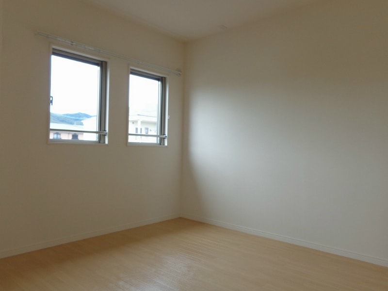  TERRACE HOUSE NGY AAA