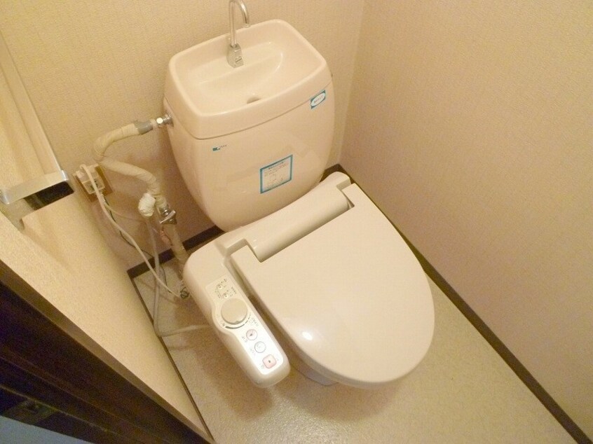  フレグランス平田