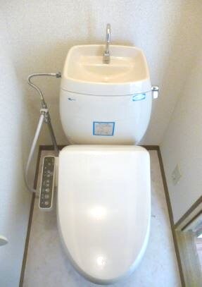  メゾンラシュレA