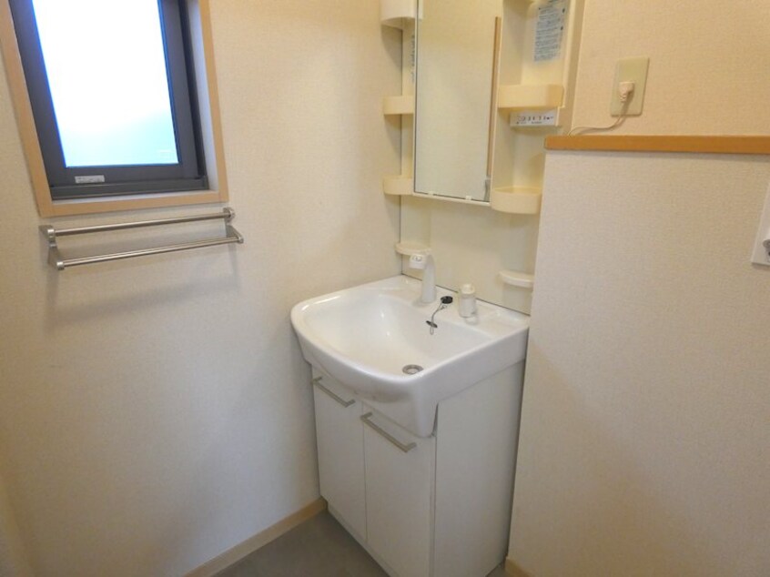  クロワール見付久保C