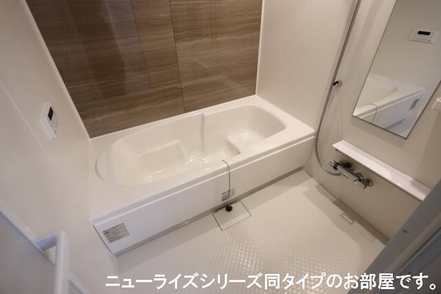  フィールドヒル塩尻II