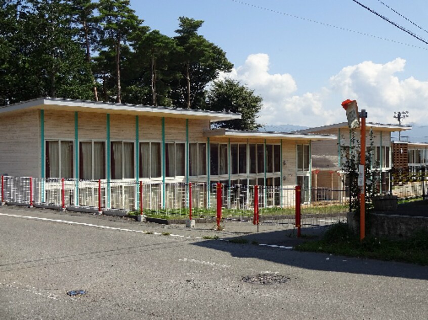 南原保育園(幼稚園/保育園)まで1323m 飯田線（長野県内）/伊那北駅 徒歩38分 1階 築41年