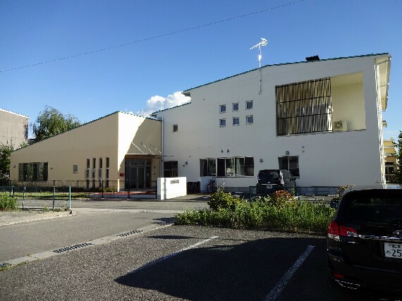 伊那市立竜東保育園(幼稚園/保育園)まで3m 未来通りマンション