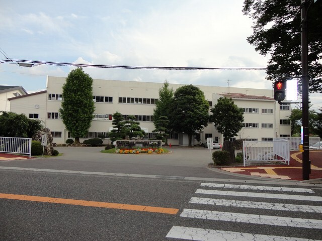 辰野町立辰野中学校(中学校/中等教育学校)まで610m RESIDENCE SAKOH III