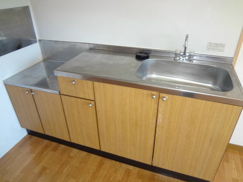  グリーンヒルズ白山Ｂ