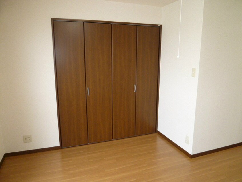  メゾンなかみちII