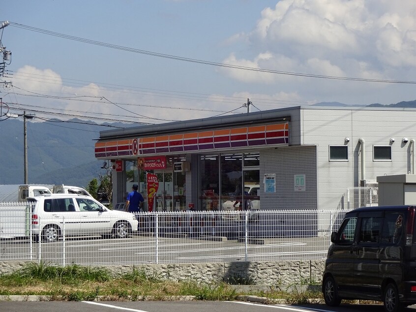 ｻｰｸﾙK 南箕輪大泉店(コンビニ)まで388m 飯田線（長野県内）/北殿駅 徒歩26分 2階 築16年