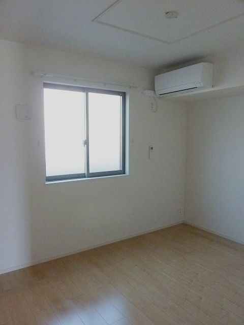  シャルモンテＡ