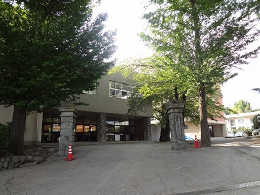 伊那市立伊那小学校(小学校)まで1955m 飯田線（長野県内）/伊那北駅 徒歩21分 2階 築6年