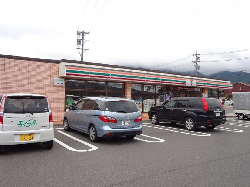 ｾﾌﾞﾝｲﾚﾌﾞﾝ 伊北ｲﾝﾀー店(コンビニ)まで709m 飯田線（長野県内）/羽場駅 徒歩5分 2階 築24年