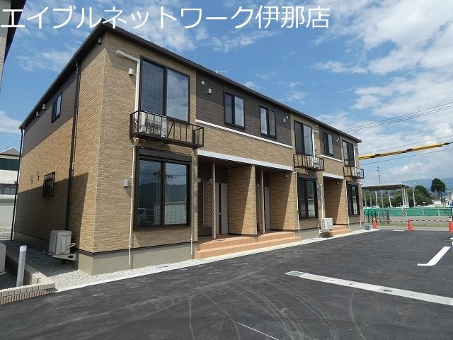  サニーテラス　B