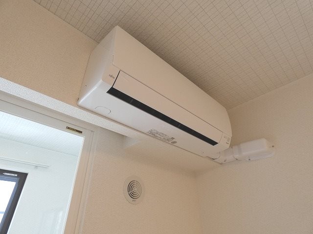  サニーテラス　B