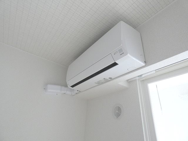  サニーテラス　B