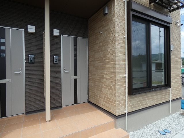  サニーテラス　B