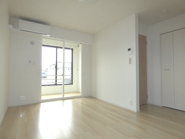  サニーテラス　B