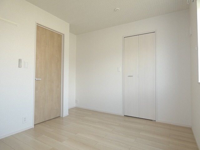  サニーテラス　B