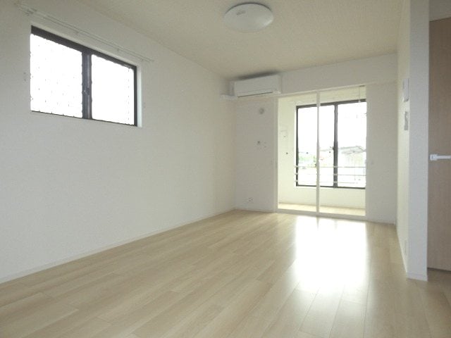  サニーテラス　B