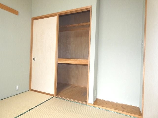  ライトコート青山