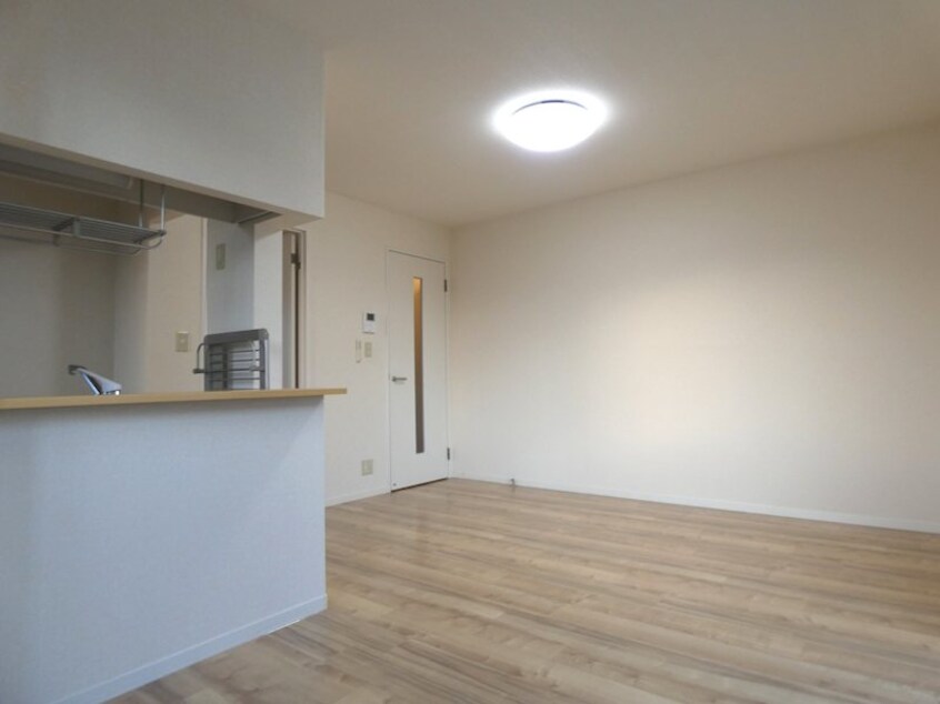  クロワール見附久保D