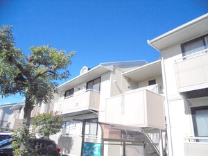 メゾン矢崎前A棟