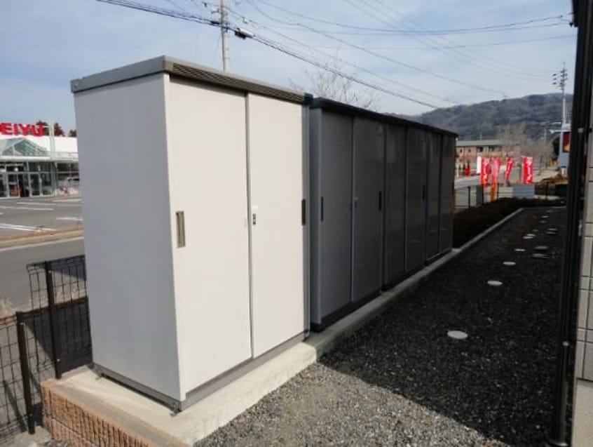  ディアス　シャインＡ