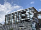 信毎MEDIA GARDEN（ﾒﾃﾞｨｱ ｶﾞｰﾃﾞﾝ）(ショッピングセンター/アウトレットモール)まで211m グランデール中町