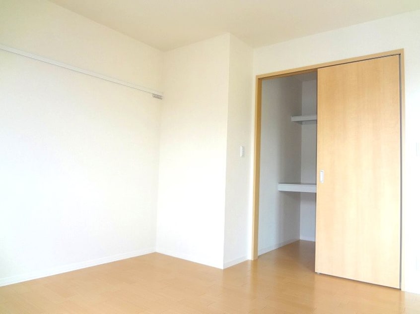  カーサファミリオ　A