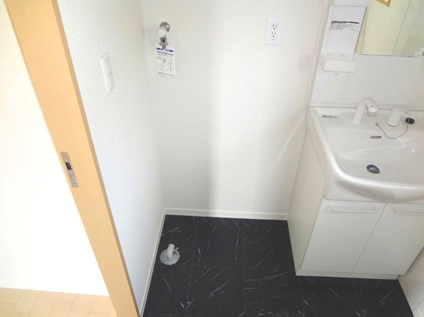  カーサファミリオ　A