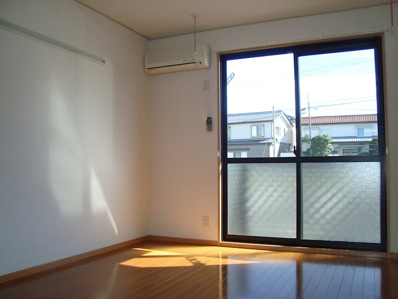  エクセレントタウン・村井Ａ