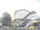  ファミーユ新村A