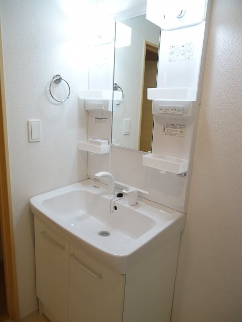  フレスクーラ蟻ヶ崎 II