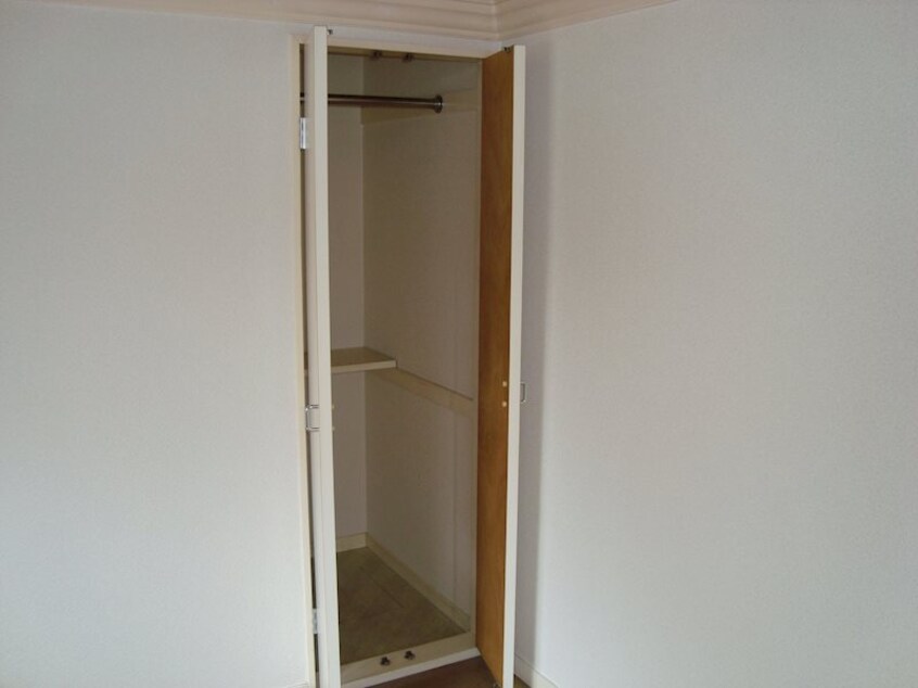  パレスコート渚