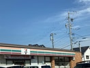 ｾﾌﾞﾝｲﾚﾌﾞﾝ 松本島内青島店(コンビニ)まで693m アビタシオン　グラース