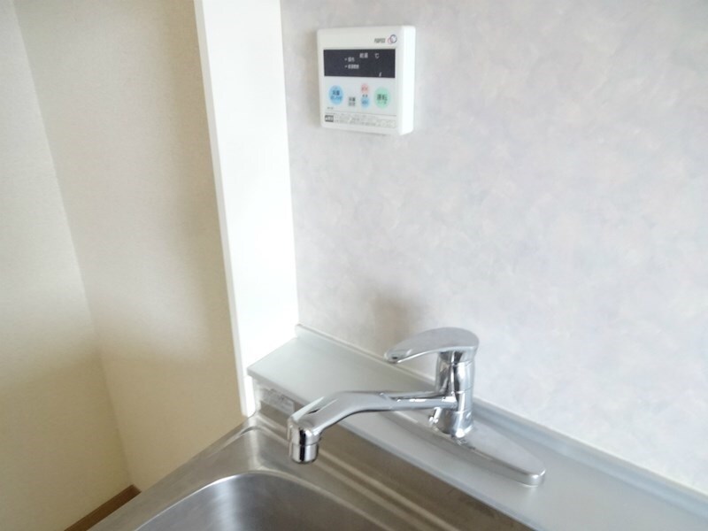  サンビレッジ新村B