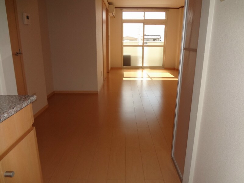  篠ノ井線/松本駅 バス19分岡田出張所前下車:停歩7分 2階 築31年