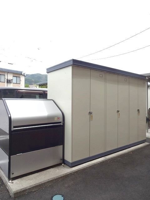  ヌーベル　オーブ