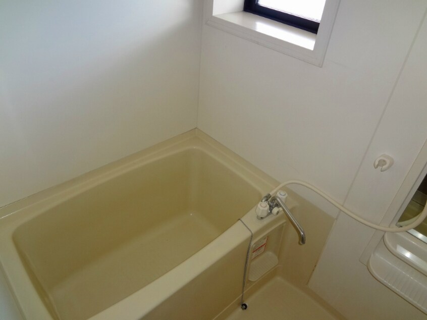  ハイツシャルマン