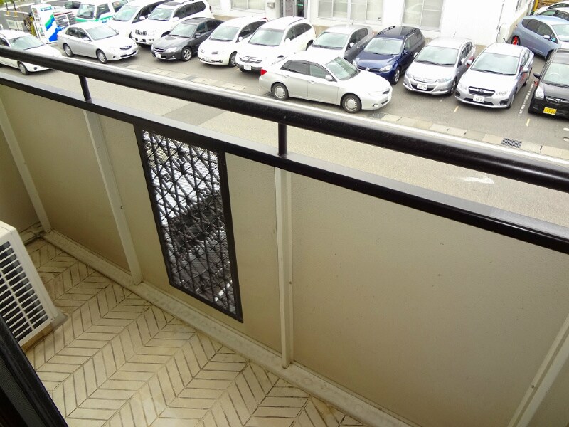  ハイツシャルマン