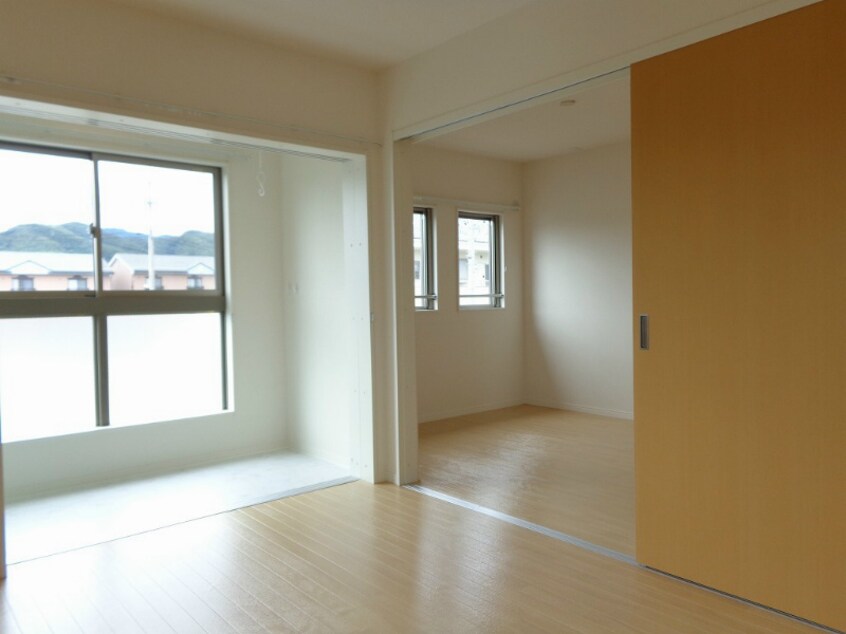  TERRACE HOUSE NGY AAA